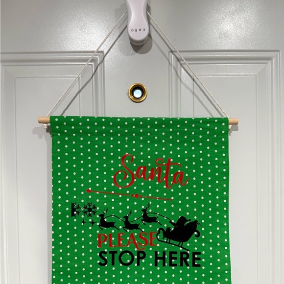 Green Santa Stop Here Holiday Banner - Picture 1 of 4